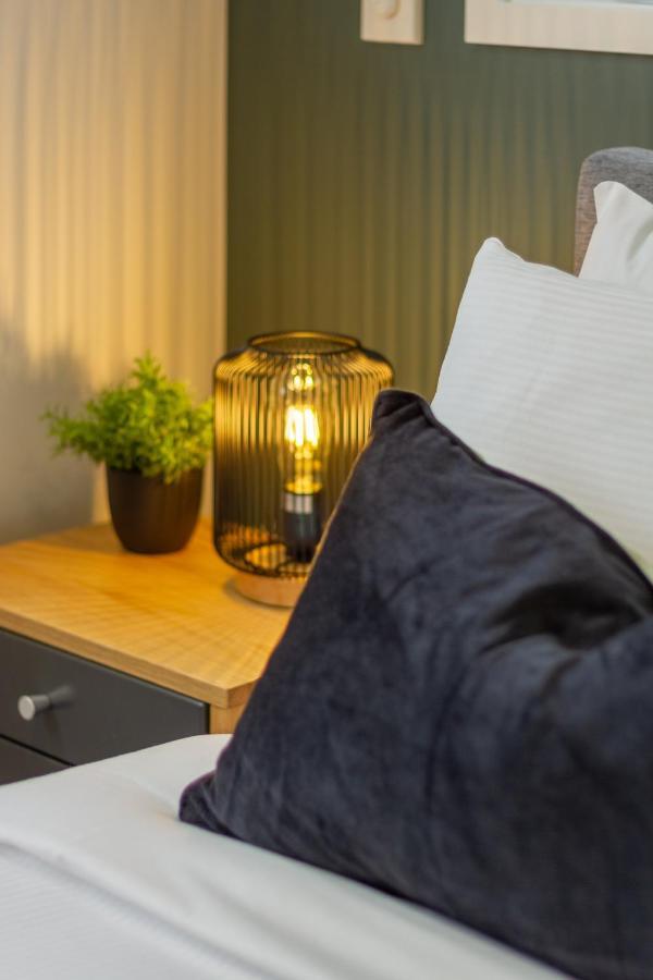 The Majestic Retreat 2 Bed 2 Bath Cbd Appartement Christchurch Buitenkant foto